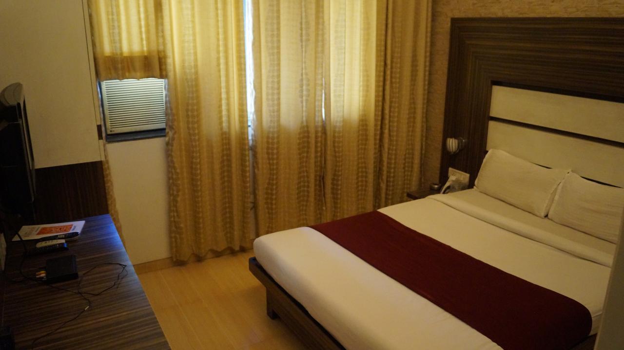Hotel Khandesh Residency Panvel Exterior foto